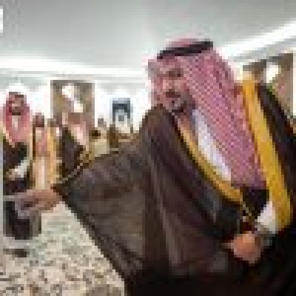 شملت تطوير الميادين وتأهيل الحدائق وتصريف مياه الأمطار أمير منطقة القصيم يدش ن مشاريع بلدية بمحافظة عقلة الصقور بتكلفة 19 مليون ريال شملت تطوير الميادين وتأهيل الحدائق وتصريف مياه الأمطار أمير منطقة القصيم يدش ن مشاريع بلدية بمحافظة عقلة الصقور بتكلفة 19 مليون ريال
