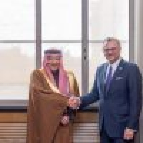 نائب وزير الخارجية يلتقي كبير مستشاري الرئيس الأمريكي للشؤون العربية والأفريقية نائب وزير الخارجية يلتقي كبير مستشاري الرئيس الأمريكي للشؤون العربية والأفريقية