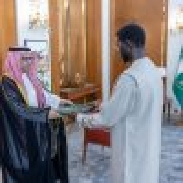 د تركي القحطاني ي قد م أوراق اعتماده سفير ا للمملكة لرئيس جمهورية السنغال د تركي القحطاني ي قد م أوراق اعتماده سفير ا للمملكة لرئيس جمهورية السنغال
