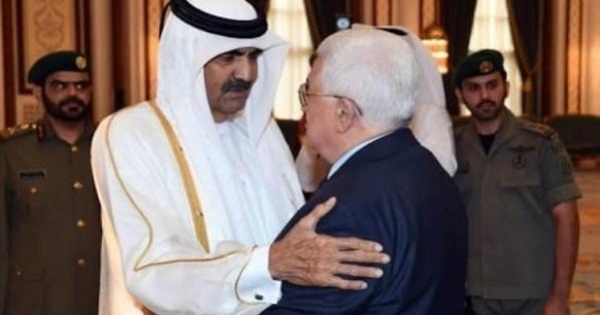 فلسطين تنكيس الأعلام على المقرات والمؤسسات الرسمية لمدة 3 أيام حدادا على وفاة الأمير حمد بن خليفة فلسطين تنكيس الأعلام على المقرات والمؤسسات الرسمية لمدة 3 أيام حدادا على وفاة الأمير حمد بن خليفة
