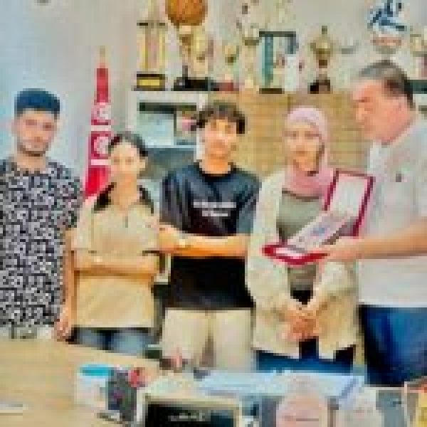 دار الشباب الع لا تتأل ق وطنيا وتحصد الجائزة الثانية في الأكاديمية الوطنية لصناعة المحتوى الرقمي دار الشباب الع لا تتأل ق وطنيا وتحصد الجائزة الثانية في الأكاديمية الوطنية لصناعة المحتوى الرقمي