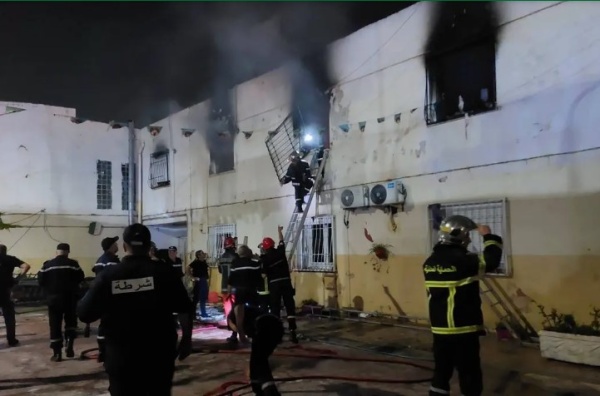 11 قتيلا و19 مصابا بحريق في مؤسسة للطفولة المسعفة بالجزائر 11 قتيلا و19 مصابا بحريق في مؤسسة للطفولة المسعفة بالجزائر