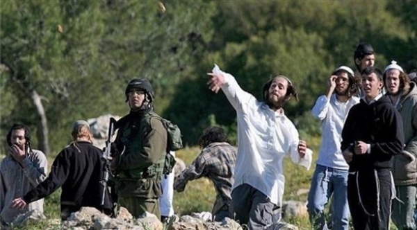 إصابة 4 فلسطينيين في اعتداءات للمستوطنين والعدو الصهيوني شرق نابلس إصابة 4 فلسطينيين في اعتداءات للمستوطنين والعدو الصهيوني شرق نابلس
