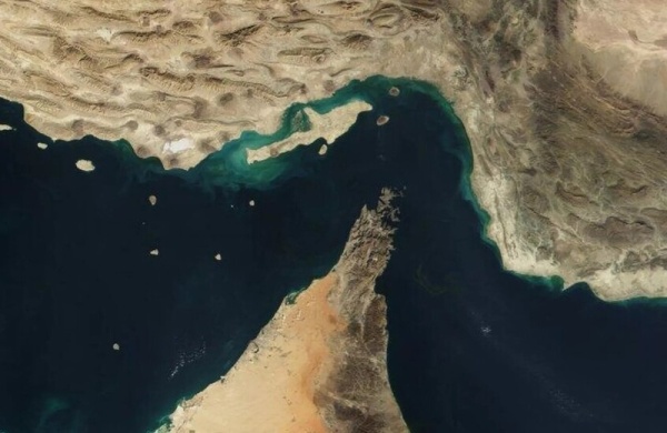 إيران تقر المبادئ العامة للمشروع الاستراتيجي لمضيق هرمز