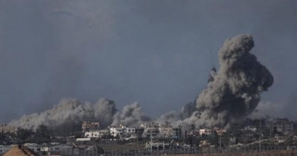 إصابات جراء قصف مدفعي وإطلاق نار واستهداف منازل الفلسطينيين في غزة إصابات جراء قصف مدفعي وإطلاق نار واستهداف منازل الفلسطينيين في غزة