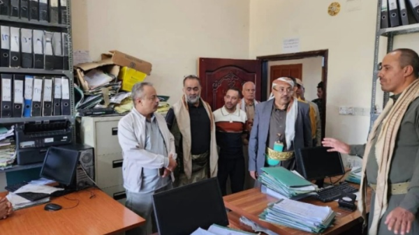 نائب وزير الخدمة المدنية يشيد بمستوى الأداء الوظيفي في المديريات المحررة بمحافظة تعز نائب وزير الخدمة المدنية يشيد بمستوى الأداء الوظيفي في المديريات المحررة بمحافظة تعز