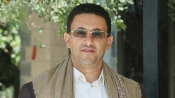 رئيس لجنة شؤون الأسرى يوضح حقيقة شائعات مرتزقة العدو السعودي حول أسر قيادات بتعز رئيس لجنة شؤون الأسرى يوضح حقيقة شائعات مرتزقة العدو السعودي حول أسر قيادات بتعز