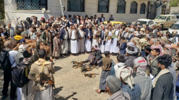 صلح قبلي ينهي قضية قتل بين آل الجمرة وآل هاجر من قبائل محافظة صنعاء صلح قبلي ينهي قضية قتل بين آل الجمرة وآل هاجر من قبائل محافظة صنعاء
