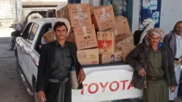 ذمار أبناء قرية سيه بعنس يسي رون قافلة عينية للمرابطين في جبهات تعز ذمار أبناء قرية سيه بعنس يسي رون قافلة عينية للمرابطين في جبهات تعز