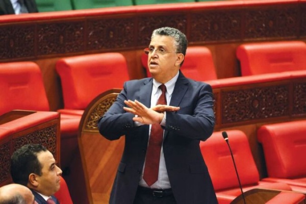 الوزير وهبي لا حصانة للصحفي في نشر الأخبار الزائفة ولا بد أن تقدم له المعلومة الصحيحة الوزير وهبي لا حصانة للصحفي في نشر الأخبار الزائفة ولا بد أن تقدم له المعلومة الصحيحة
