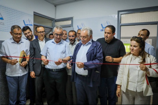 نبيل بنعبد الله يدشن المقر الجديد لحزب التقدم والاشتراكية بالحسيمة وسط حضور سياسي ومدني نبيل بنعبد الله يدشن المقر الجديد لحزب التقدم والاشتراكية بالحسيمة وسط حضور سياسي ومدني
