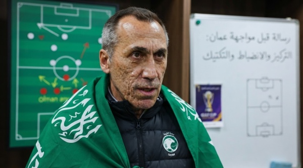 رسالة دونيس للاعبي المنتخب السعودي قبل مواجهة عمان رسالة دونيس للاعبي المنتخب السعودي قبل مواجهة عمان