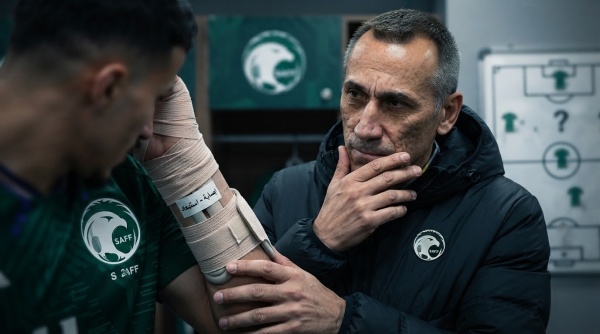 بعد ثلاثية عمان إصابة تجبر المنتخب السعودي على استبعاد لاعبه
