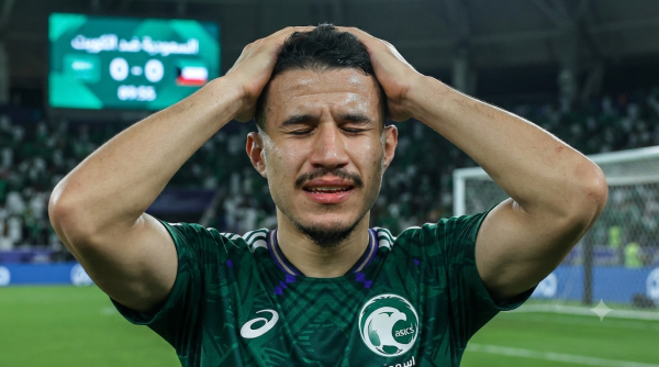 هل أصبح الحمدان فوق النقد رسالة مهمة بشأن تقييم اللاعب هل أصبح الحمدان فوق النقد رسالة مهمة بشأن تقييم اللاعب
