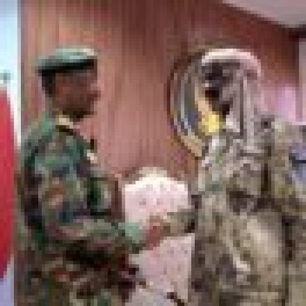 هيومن رايتس تطالب الجيش السوداني بإخضاع منشقي الدعم السريع للمحاسبة هيومن رايتس تطالب الجيش السوداني بإخضاع منشقي الدعم السريع للمحاسبة