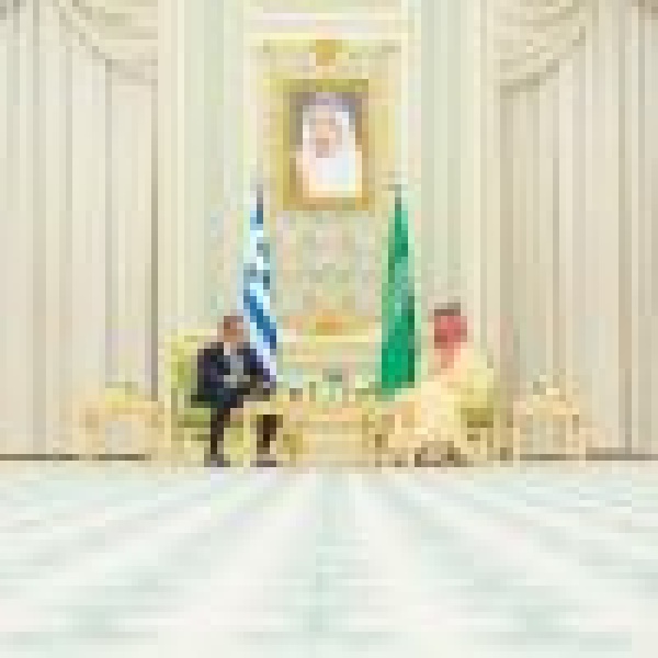 بيان سعودي يوناني يؤكد العزم المشترك على تعزيز التعاون والتنسيق في المجالات الدفاعية بيان سعودي يوناني يؤكد العزم المشترك على تعزيز التعاون والتنسيق في المجالات الدفاعية