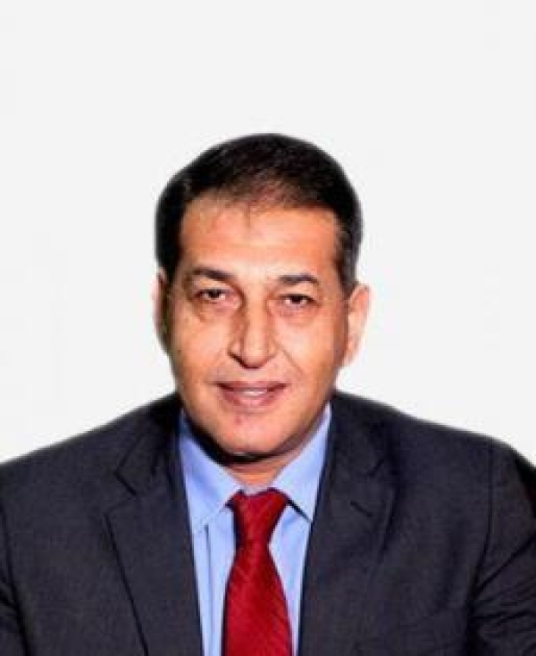 تجار الحرب والمجاعة مـن يـحـاسـب تجار الحرب والمجاعة مـن يـحـاسـب