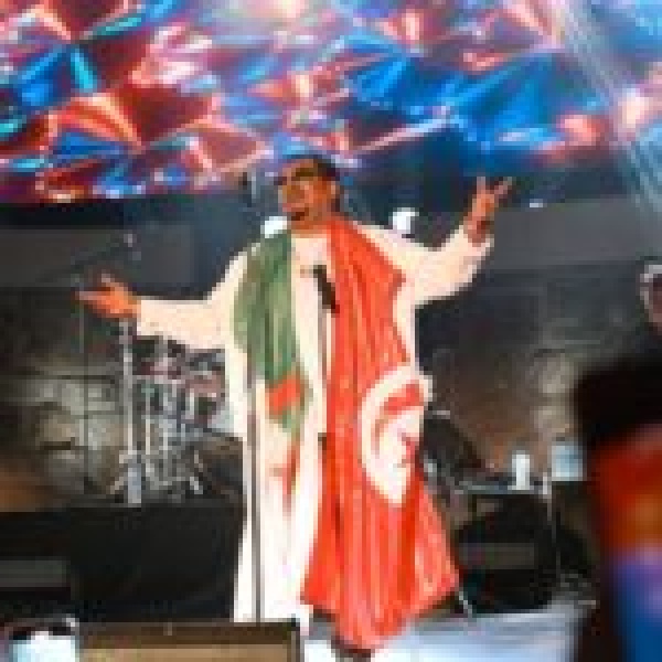 من ديدي إلى عايشة الشاب خالد يحو ل قرطاج إلى كرنفال من الطرب والحنين من ديدي إلى عايشة الشاب خالد يحو ل قرطاج إلى كرنفال من الطرب والحنين