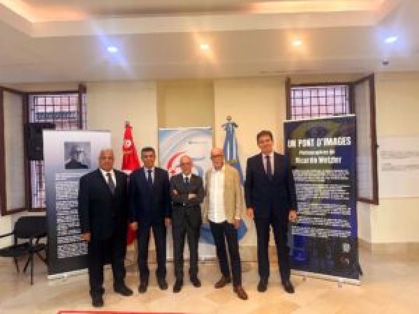 un pont d images la tunisie et l argentine celebrent 65 ans d amitie a travers l art