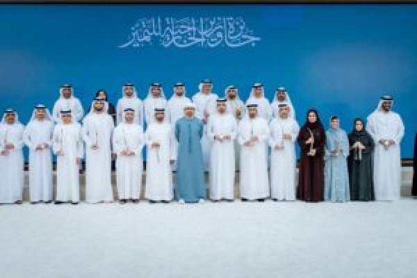 سفارة دولة الإمارات العربية المتحدة بتونس تتو ج بجائزة وزير الخارجية للتميز في دورتها السادسة
