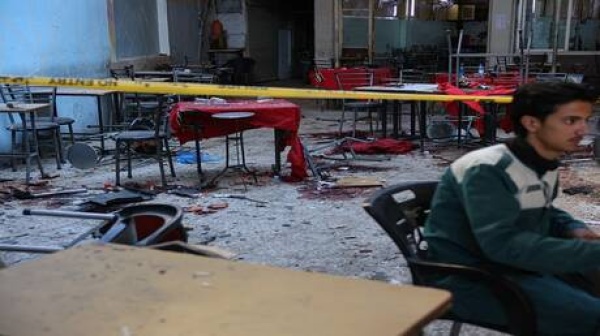 حدادا على أرواح زملائهم نقابة المحامين السوريين توقف المرافعات ساعتين في محاكم البلاد حدادا على أرواح زملائهم نقابة المحامين السوريين توقف المرافعات ساعتين في محاكم البلاد