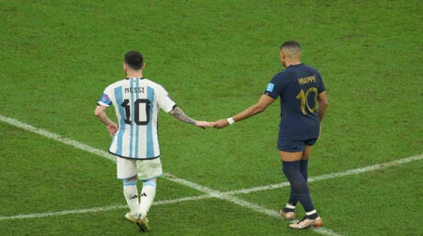 صراع ناري على لقب هداف كأس العالم بين مبابي وميسي صراع ناري على لقب هداف كأس العالم بين مبابي وميسي