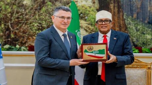 البحر الأحمر على صفيح ساخن تقرير فرنسي يكشف ما يحدث في أرض الصومال البحر الأحمر على صفيح ساخن تقرير فرنسي يكشف ما يحدث في أرض الصومال