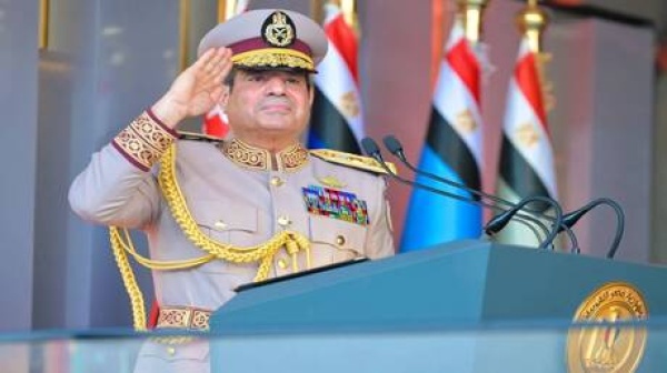 السيسي يشهد استعراض إمكانيات أجهزة الدولة لمواجهة الطوارئ السيسي يشهد استعراض إمكانيات أجهزة الدولة لمواجهة الطوارئ