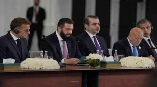 أول تعليق لماكرون على التفجيرين قرب مقر إقامته في دمشق أول تعليق لماكرون على التفجيرين قرب مقر إقامته في دمشق