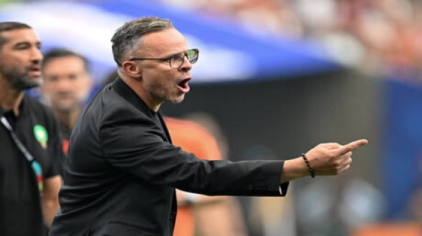 مدرب المغرب يعلق على جدل هدف فرنسا ويكشف رسالته بعد الخروج من المونديال مدرب المغرب يعلق على جدل هدف فرنسا ويكشف رسالته بعد الخروج من المونديال