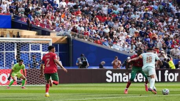 الفيفا يحدد أفضل لاعب في مباراة المغرب وفرنسا