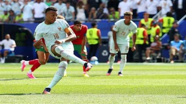 مبابي يكشف سر إهداره ضربة الجزاء أمام المغرب فيديو مبابي يكشف سر إهداره ضربة الجزاء أمام المغرب فيديو