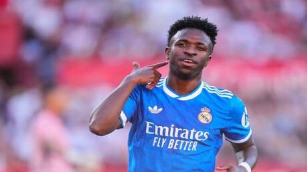 ريال مدريد يتخذ قرارا حاسما بشأن مستقبل فينيسيوس جونيور ريال مدريد يتخذ قرارا حاسما بشأن مستقبل فينيسيوس جونيور