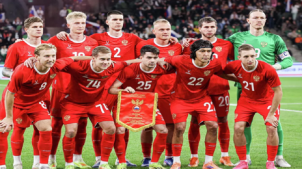 بينهم ممثلو 7 دول عربية 13 عضوا في مجلس الفيفا يدعمون عودة روسيا لكرة القدم العالمية بينهم ممثلو 7 دول عربية 13 عضوا في مجلس الفيفا يدعمون عودة روسيا لكرة القدم العالمية