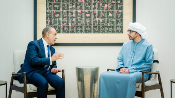 مصر والإمارات تبحثان آخر المستجدات بين أمريكا وإيران مصر والإمارات تبحثان آخر المستجدات بين أمريكا وإيران