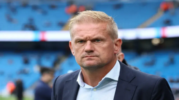 والد إيرلينغ هالاند منتخب النرويج تعرض لـ السرقة أمام إنجلترا