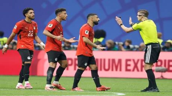 الفيفا يستبعد حكم مباراة مصر والأرجنتين المثيرة للجدل فيديو الفيفا يستبعد حكم مباراة مصر والأرجنتين المثيرة للجدل فيديو