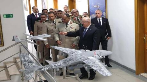 مصر وتركيا تدشنان مرحلة جديدة من التعاون العسكري والدفاعي مصر وتركيا تدشنان مرحلة جديدة من التعاون العسكري والدفاعي