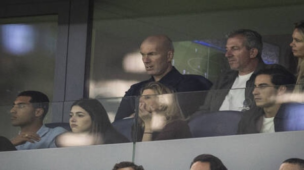 بعد وداع المونديال فرنسا تستعد للإعلان عن مدرب المنتخب الجديد بعد وداع المونديال فرنسا تستعد للإعلان عن مدرب المنتخب الجديد