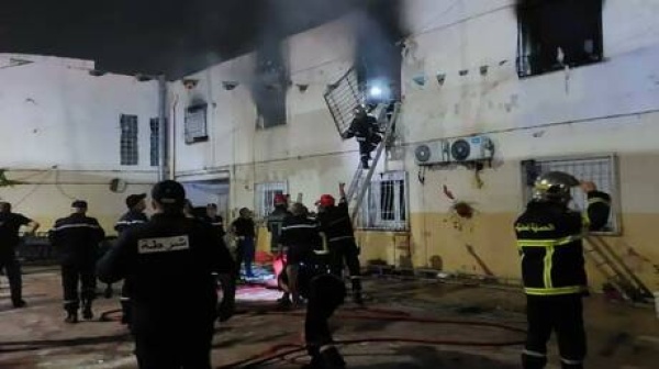 الجزائر مصرع 11 شخصا وإصابة أكثر من 20 في حريق بدار للأيتام صور الجزائر مصرع 11 شخصا وإصابة أكثر من 20 في حريق بدار للأيتام صور