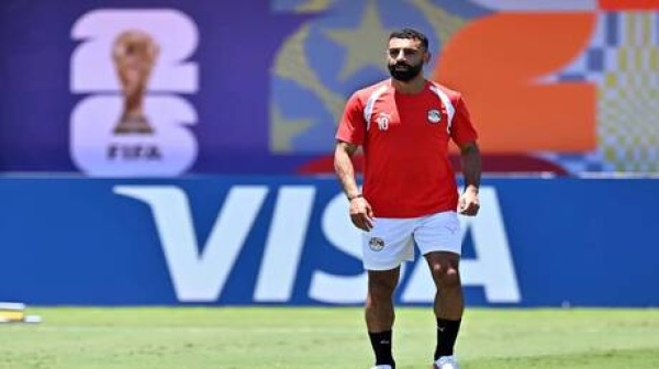 رامي عباس يغذي الجدل حول هوية فريق محمد صلاح الجديد رامي عباس يغذي الجدل حول هوية فريق محمد صلاح الجديد