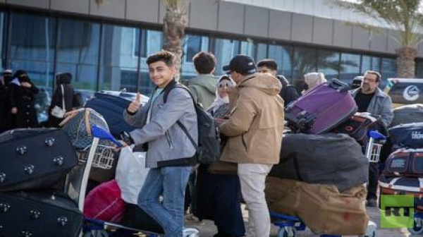 مفوضية اللاجئين عودة 829 سوريا من ليبيا إلى بلادهم ضمن برنامج العودة الطوعية مفوضية اللاجئين عودة 829 سوريا من ليبيا إلى بلادهم ضمن برنامج العودة الطوعية