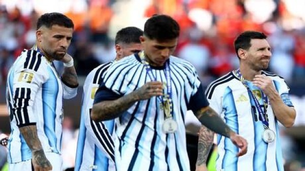 الأرجنتين تسجل رقما سلبيا غير مسبوق في نهائي كأس العالم الأرجنتين تسجل رقما سلبيا غير مسبوق في نهائي كأس العالم