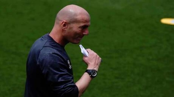 ليكيب تكشف موعد إعلان زيدان مدربا لمنتخب فرنسا ليكيب تكشف موعد إعلان زيدان مدربا لمنتخب فرنسا