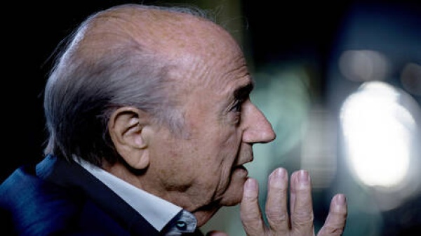 رغم تتويج إسبانيا بلاتر يفتح النار على كأس العالم 2026 رغم تتويج إسبانيا بلاتر يفتح النار على كأس العالم 2026