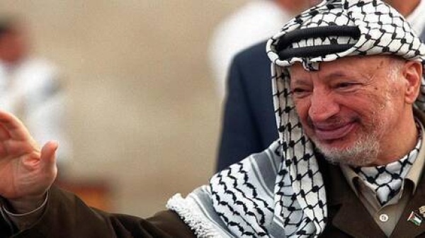 أنا وياسر عرفات كتاب مصري جديد يكشف ما لا يعرفه كثيرون عن حياة أبو عمار أنا وياسر عرفات كتاب مصري جديد يكشف ما لا يعرفه كثيرون عن حياة أبو عمار