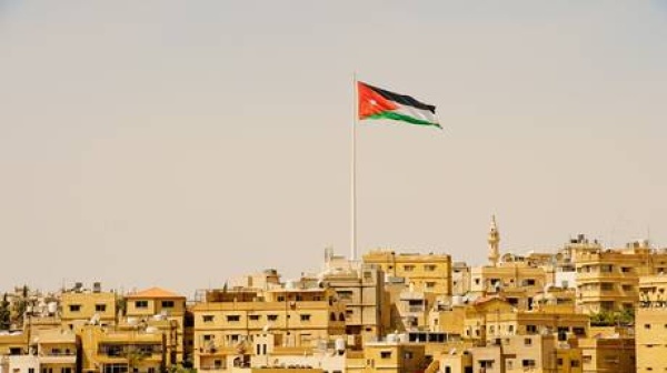 الجيش الأردني إسقاط 7 صواريخ و6 مسيرات إيرانية دون إصابات أو أضرار