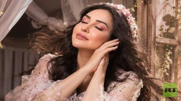 شهد برمدا تفتح صفحة جديدة بأغنية عن القوة بعد الخذلان