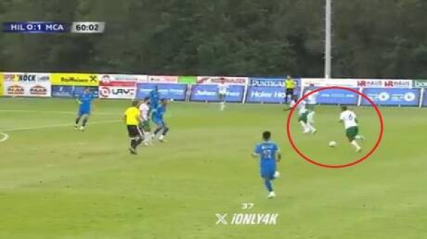 شاهد هدف جزائري صاروخي في مرمى الهلال السعودي