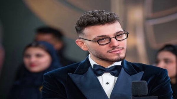 صانعة محتوى تفجر مفاجأة الشامي حبيبي ولا تعليق من الفنان صانعة محتوى تفجر مفاجأة الشامي حبيبي ولا تعليق من الفنان